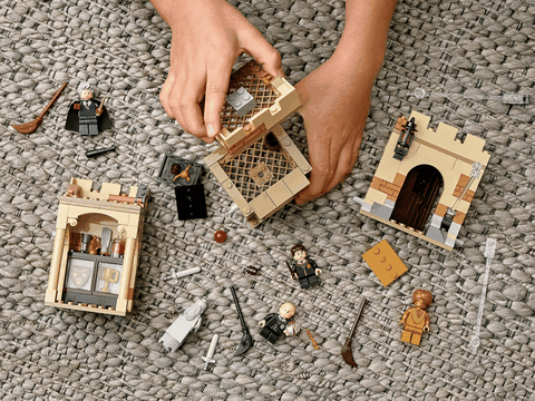Lego Harry Potter Hogwarts: First Flying Lesson 76395