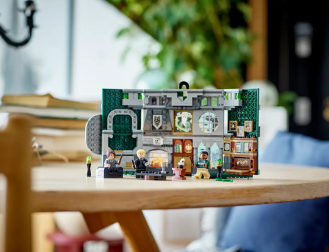 Lego Harrry Potter Slytherin™ House Banner 76410
