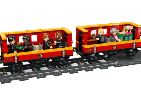 Lego Harry Potter Hogwarts Express Train with Hogsmeade Station 76423