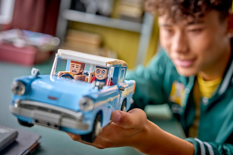 LEGO Enchanted Flying Ford Anglia™ 76470