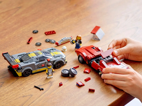 LEGO Speed Chevrolet Corvette C8.R Race Car and 1969 Chevrolet Corvette 76903