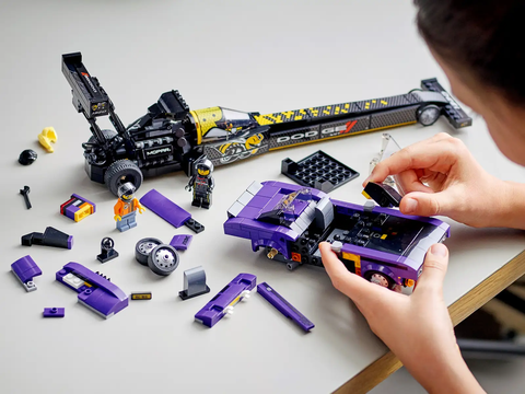 LEGO Mopar Dodge//SRT Top Fuel Dragster and 1970 Dodge Challenger T/A 76904