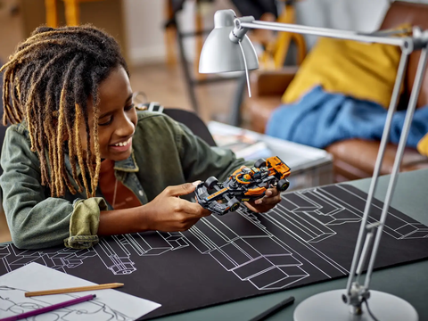 LEGO Speed 2023 McLaren Formula 1 Race Car 76919