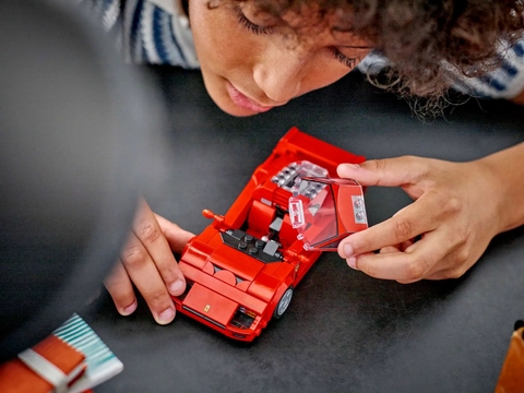 LEGO Speed Ferrari F40 Supercar 76934