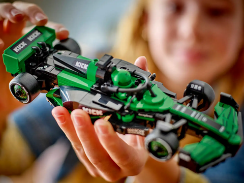 LEGO Speed KICK Sauber F1® Team C44 Race Car 77247