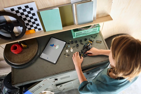 LEGO Speed APXGP Team Race Car from F1® The Movie 77252