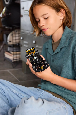 LEGO Speed APXGP Team Race Car from F1® The Movie 77252