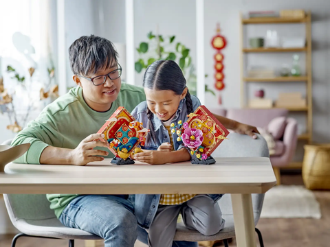 Lunar New Year Display 80110