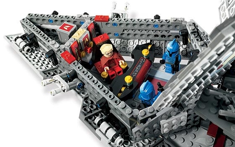 Lego Star Wars Venator-Class Republic Attack Cruiser 8039