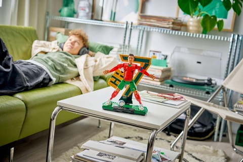 LEGO Editions Cristiano Ronaldo – Soccer Legend 43016