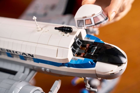 LEGO Douglas™ DC-3™ PAN AM® Airliner 11378