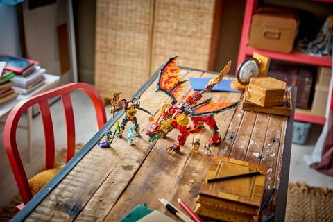 LEGO Ninjago Wyldfyre's Transforming Dragon Mech 71868