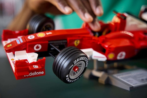 LEGO Ferrari F2004 & Michael Schumacher 11375