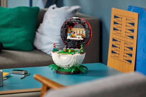 LEGO Pokémon Iconic Trainer Moments Poké Ball 72154