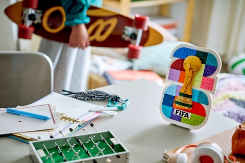 LEGO Editions FIFA World Cup 2026™ Official Emblem 43032