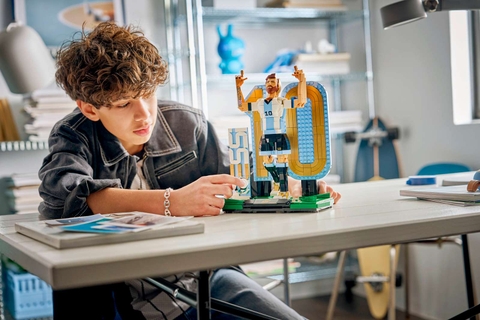 LEGO Editions Lionel Messi – Soccer Legend 43015