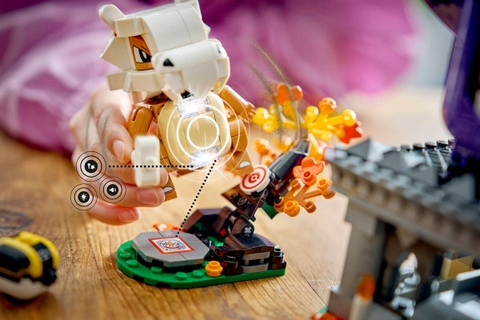 LEGO Pokémon SMART Play™: Cubone and Gengar's Spooky Showdown 72166