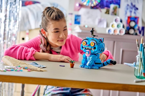 LEGO KPop Demon Hunters™ Derpy Tiger and Sussie Bird 72537
