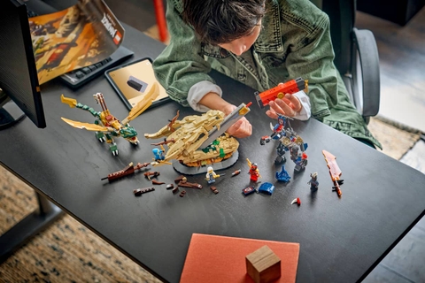 LEGO Ninjago Legend Battle at the Dragon's Blade 71871