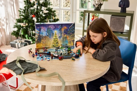 LEGO® ǀ Marvel Advent Calendar 2026 76340