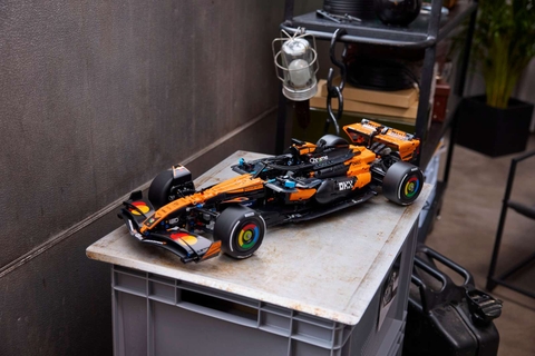 LEGO McLaren MCL39 F1® Car 42228