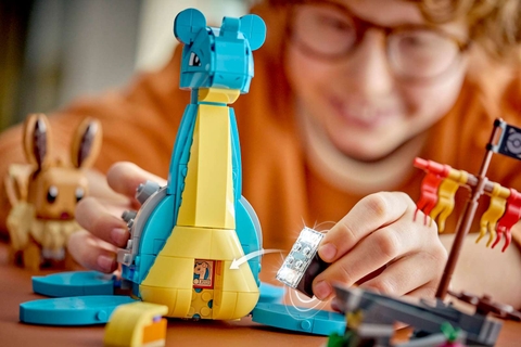LEGO Pokémon SMART Play™: Eevee and Lapras's Treasure Hunt 72162