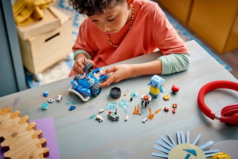 LEGO Pokémon SMART Play™: Trainer's Buggy Adventure with Squirtle 72156