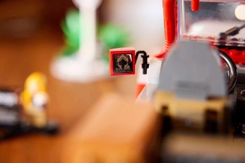 LEGO Jurassic Park Jeep® Wrangler 77984