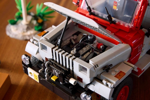 LEGO Jurassic Park Jeep® Wrangler 77984