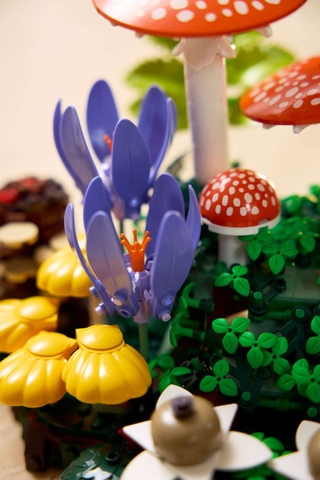 LEGO Botainicals Woodland Mushrooms 11505