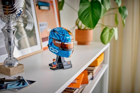 LEGO McLaren Mastercard F1® Team Oscar Piastri Helmet 43017