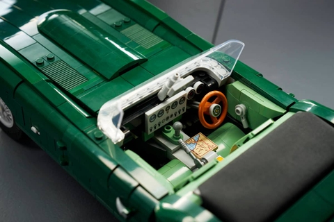 Lego Icons Jaguar E-Type 11381