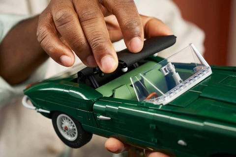 Lego Icons Jaguar E-Type 11381