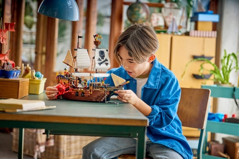 LEGO Iconic Pirate Ship 31387
