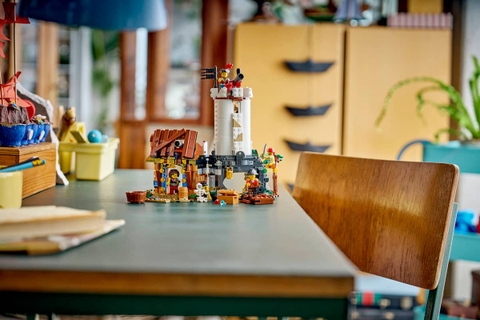 LEGO Iconic Pirate Ship 31387