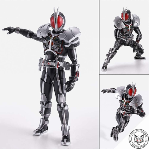 S.H.Figuarts: Kamen Rider Faiz Axel Form