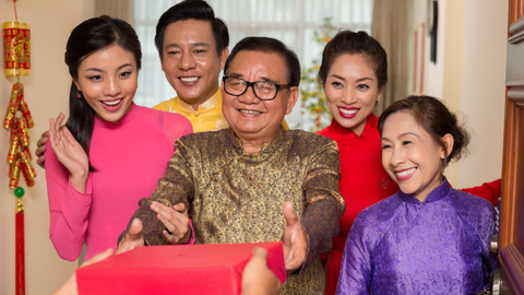 Vì sao dịp lễ tết mọi người thường tặng yến sào?