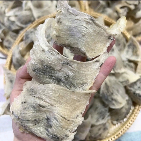 Tổ yến thô góc bánh mì