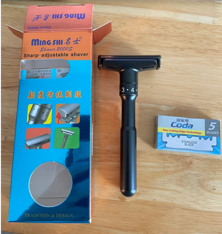 Bàn cạo râu cổ điển Ming shi 2000s Màu đen + bao da PU