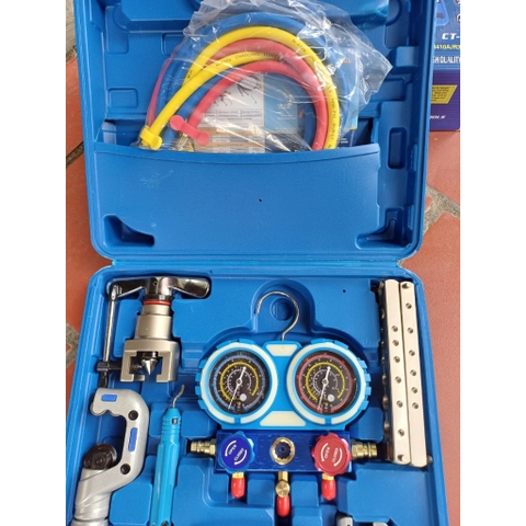 Bộ dung cụ lắp đặt và bảo trì điều hòa ga R22/R134a/R410A/R32 - sản phẩm chuyên dụng với đồng hồ và bộ lã ống đồng CT-8A