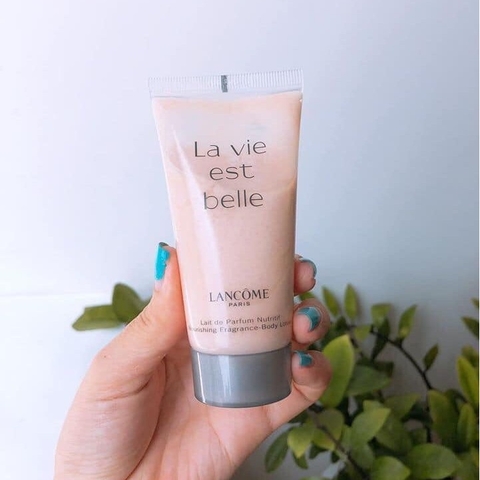 Dưỡng thể hương nước hoa Lancome La vie est belle Pháp 50ml
