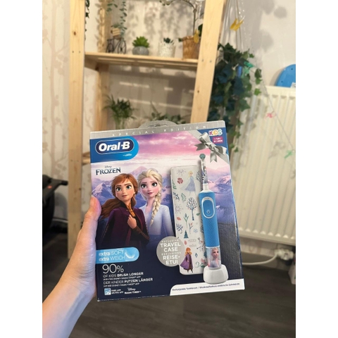 Bàn chải điện Oral B Pro 1 dùng siêu thích - chính hãng Pháp