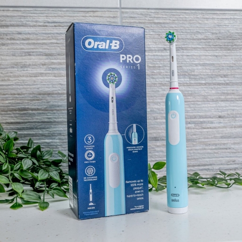 Bàn chải điện Oral-B chính hãng biII Pháp, sản xuất tại Đức, thiết kế chống mốc dùng siêu thích