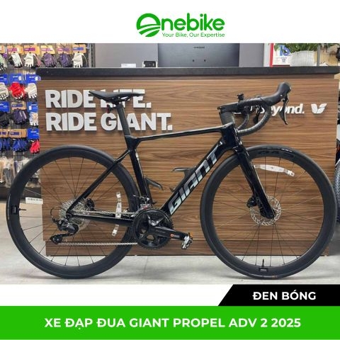 Xe đạp đua GIANT PROPEL ADV 2 2025