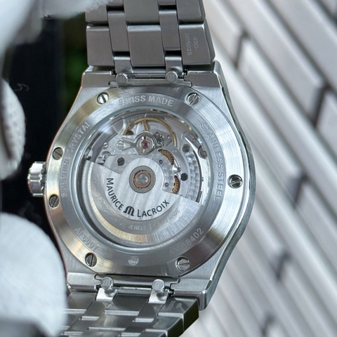 Maurice Lacroix Aikon AI6007-SS002-330-1 Automatic Nam 39mm USED