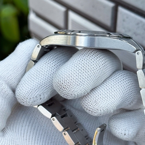 Tissot Gentleman Black T127.410.11.051.00 Quartz Nam 40mm USED