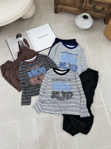 T772-Set giấy kẻ nhỏ BRO quần gió (16.36kg)