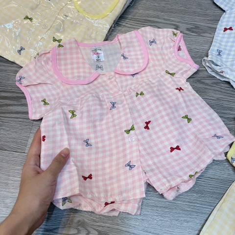 B518-Bộ pijama cổ sen caro nơ (07.18kg)