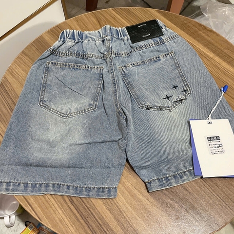 Q304-Quần jean ngố QC dấu + xịn (27.40kg)