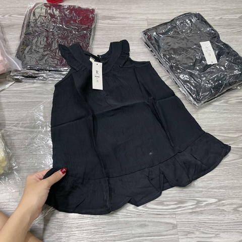 V397-Váy đũi cổ yếm đen trơn (10.24kg)